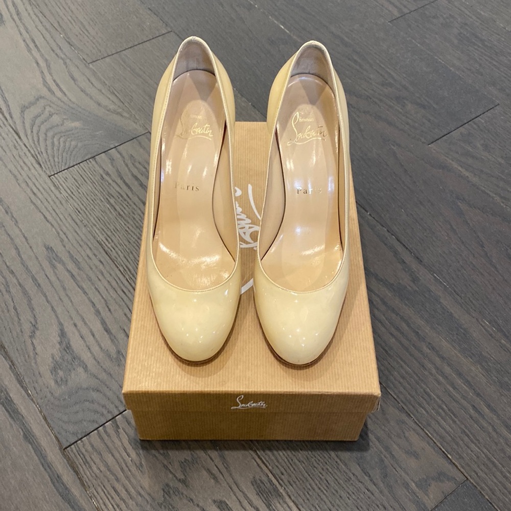 Nude Pumps size 37